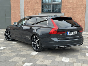 Volvo V90 R Design 5D 2.0 173kw (5 foto / 10)