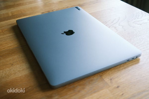 Apple Macbook Pro 16" i9 1TB SSD 8-core Laptop (foto #4)