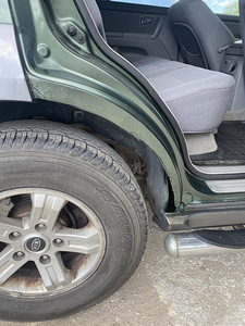 KIA Sorento 2.5l (4 foto / 9)