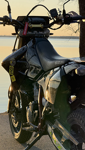 Suzuki DRZ-400s (8 foto / 10)