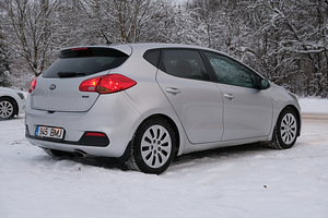 Kia Ceed (4 foto / 13)