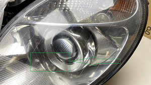 Mercedes Benz W211 ’03-’05 Hella vasak esituli (3 foto / 8)