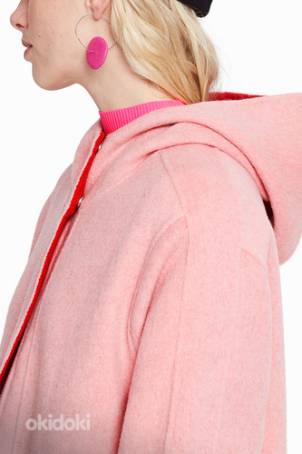 Розовое пальто с капюшоном Desigual, размер M (фото #3)