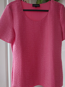 Emporio Armani tekstuuriga roosa topp suurusele 38 (34-36) (2 foto / 10)