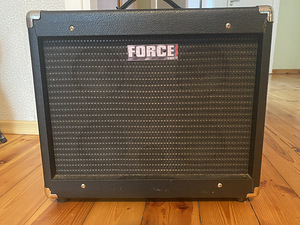 Hohner force series amp ea-30 (1 foto / 3)
