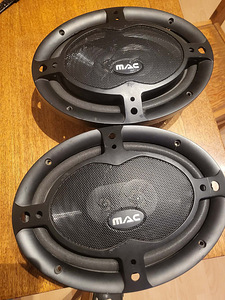 Автомобильные колонки JBL (1 фото из 2)