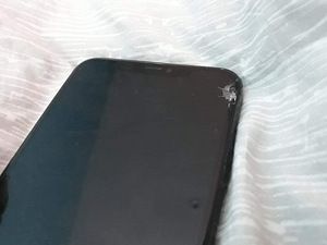 iPhone 11 про макс 64 ГБ (4 фото из 4)