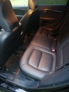 Volvo V70 2,0 17 (6 foto / 11)