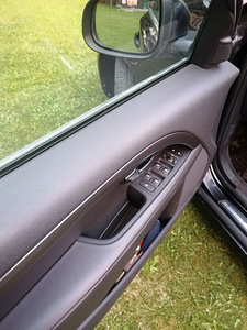 Volvo V70 2,0 17 (11 foto / 11)