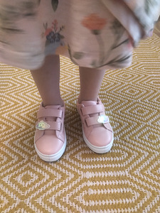 Laste tossud sneakers (2 foto / 2)