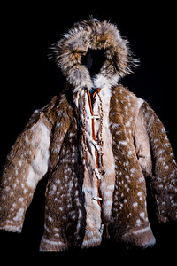Autentne hirvenahast parka, käsitöö (1 foto / 3)