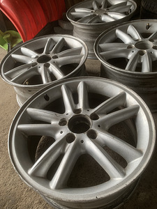 Мерседес 5/112 r16 (2 фото из 2)
