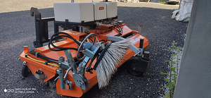 Щетка для экскаватора JCB 3CX (1 фото из 3)