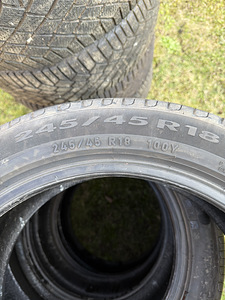 Pirelli Cinturato 245/45R18 (2 foto / 2)