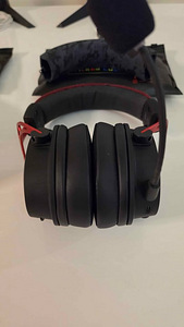 HyperX Cloud Alpha Wireless & Corsair Virtuoso RGB Wireless (2 foto / 3)