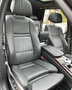 BMW X5 (6 фото из 8)