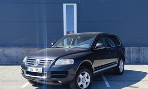 Volkswagen Touareg (1 foto / 9)