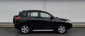 Toyota RAV 4 (5 foto / 9)