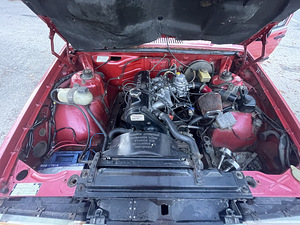 Volvo 740 (2 foto / 6)