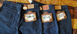 Три пары Ariziona Classics jeans (2 фото из 3)