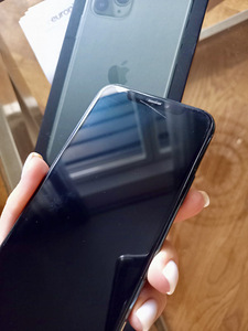 Apple iPhone 11 Pro 64 ГБ (5 фото из 5)