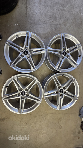 Audi A4 (B9) S-line originaalveljed 18"
