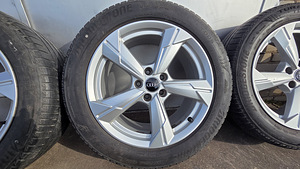 Audi A6 (C8) R18 + Bridgestone 5-6mm mustriga komplekt! (3 foto / 10)