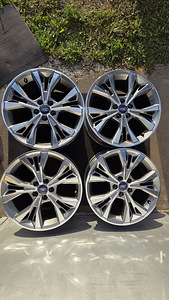 5x108 18" оригинальные диски Ford ST-Line – GS7J-AA (2 фото из 9)