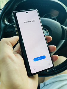 Samsung galaxy Z Fold 3 (5 foto / 6)