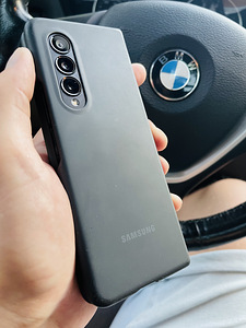 Samsung galaxy Z Fold 3 (6 foto / 6)