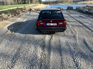 E34 BMW 525td (1 foto / 6)