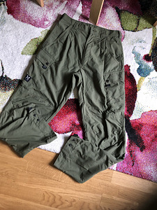 Häglöfs püksid / uued ! 15€! (1 foto / 6)