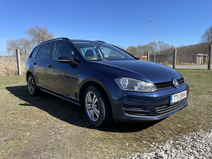 Volkswagen Golf (1 foto / 11)