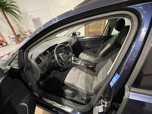 Volkswagen Golf (8 foto / 11)