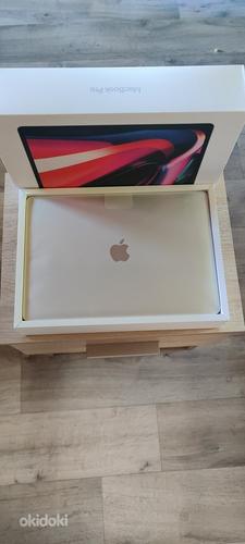 Apple Macbook pro 13 - M1 (фото #1)