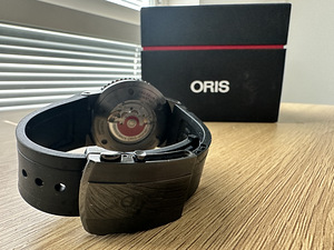 Oris Aquis 43.5 Black (7 фото из 7)