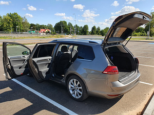 Продается Volkswagen Golf (5 фото из 10)