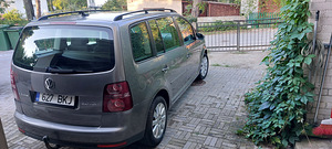 Vw Touran Trend 2.0 TDI (6 foto / 10)