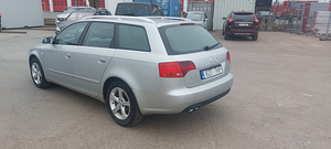 Audi A4 Avant 2.0 TDI (4 foto / 7)