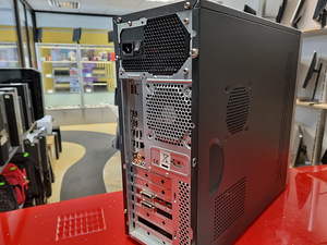 Lauaarvuti i7 920 @ 2,67GHz, 8GB ram, SSD, R9 280 (2 foto / 4)