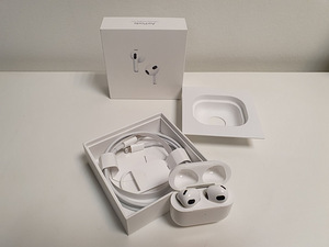 Apple AirPods 3 lightning (4 foto / 5)