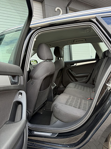 Audi A4 2.0tdi quattro 2013 (11 foto / 14)