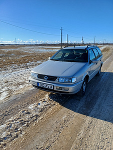 Volkswagen Passat Variant 2.0 benzin (1 foto / 5)