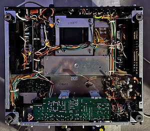 Marantz 2265 ressiiver (2x65W, 15.9kg, 1977) (10 foto / 10)