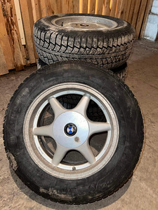 BMW E34 VELJED 205/65R15 (6 foto / 7)