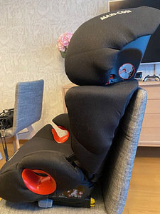 Maxi-Cosi Rodi XP FIX turvatool 15-36 kg - VÄGA HEAS KORRAS! (2 foto / 3)