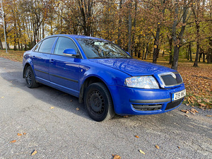Skoda Superb 2.8 V6 (2 foto / 6)