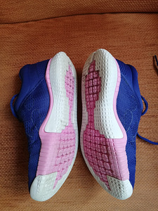 Naiste laste spordijalatsid Reebok 35 (2 foto / 8)