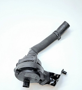 Webasto veepump 5Q0121599A (1 foto / 4)