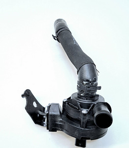 Webasto veepump 5Q0121599A (2 foto / 4)